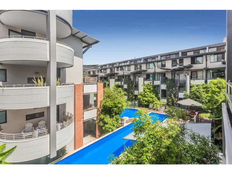 94 139 Commercial Rd, Teneriffe QLD 4005