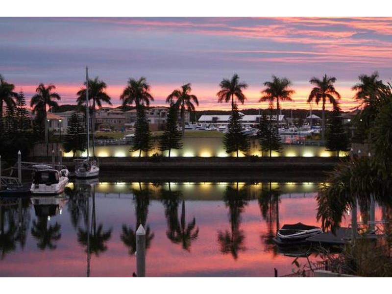 2609-2610 Virginia Dr, Hope Island QLD 4212