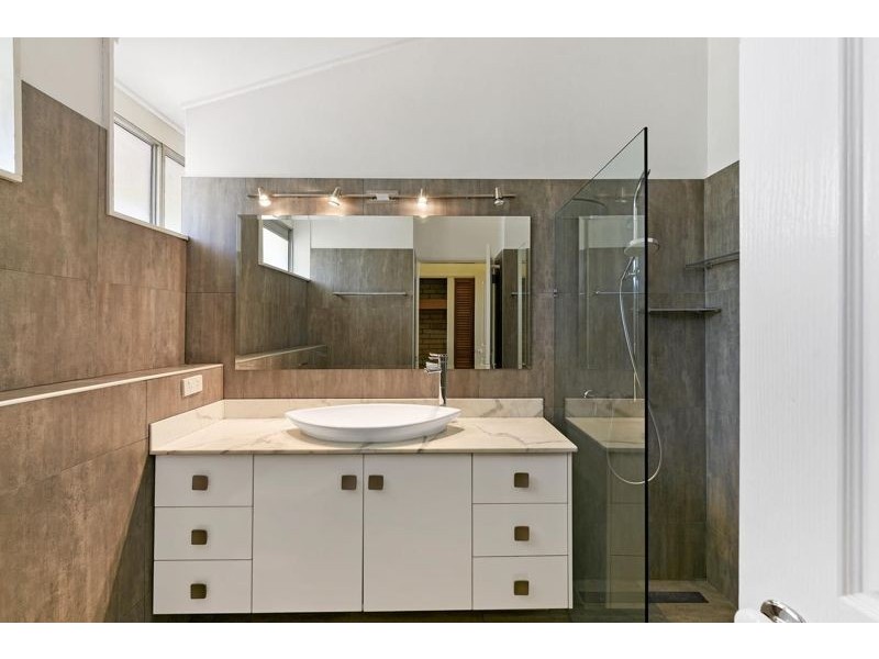 46 Drane Street, Clayfield QLD 4011