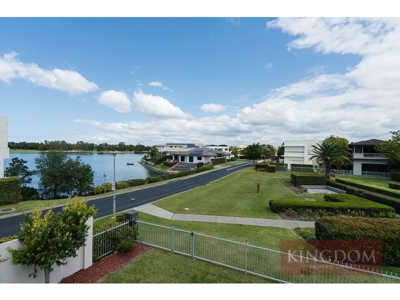 6020 Lucerne Circuit, Hope Island QLD 4212