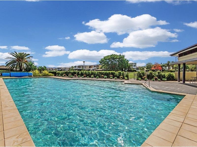 6020 Lucerne Circuit, Hope Island QLD 4212