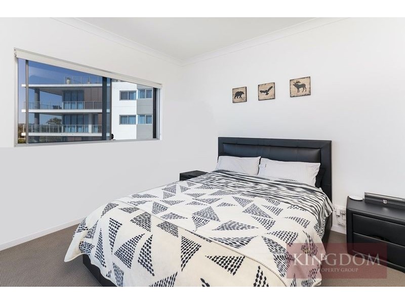 2312/397 Christine Avenue, Varsity Lakes QLD 4227