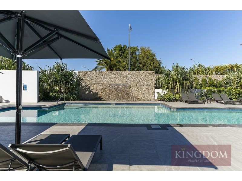 2312/397 Christine Avenue, Varsity Lakes QLD 4227