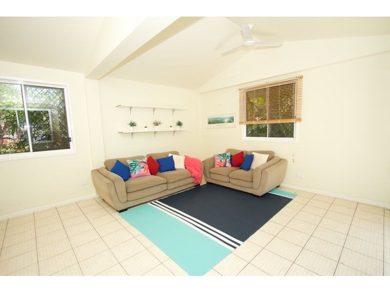 11 Copson Street, Clontarf QLD 4019