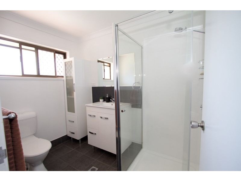 66 Cambridge Street, Rothwell QLD 4022