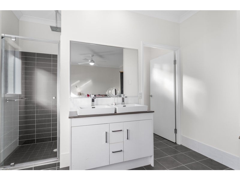 57 Nerang Street, Waterford QLD 4133