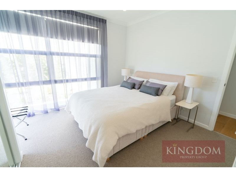 2137 Beaufort Way, Hope Island QLD 4212