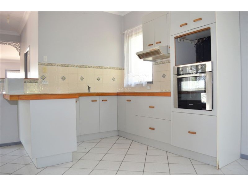 67 Ernest St, Margate QLD 4019