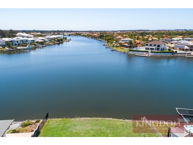 82 Monterey Keys Drive, Helensvale QLD 4212