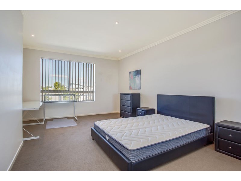 19/195 Varsity Parade, Varsity Lakes QLD 4227