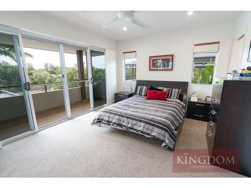 2504 Cressbrook Drive, Hope Island QLD 4212
