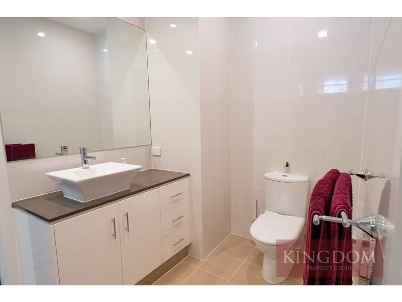 2504 Cressbrook Drive, Hope Island QLD 4212