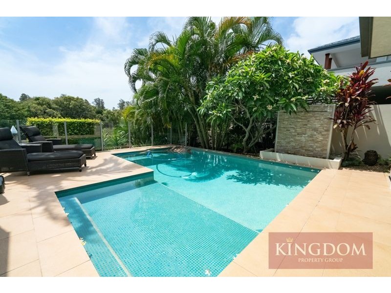 2504 Cressbrook Drive, Hope Island QLD 4212
