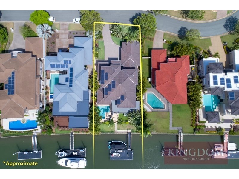2504 Cressbrook Drive, Hope Island QLD 4212