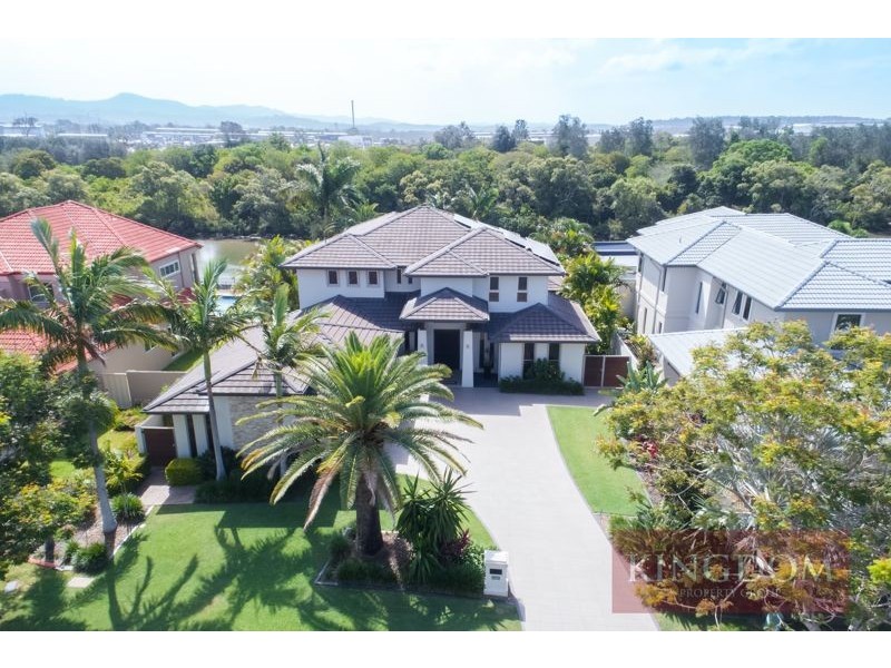 2504 Cressbrook Drive, Hope Island QLD 4212