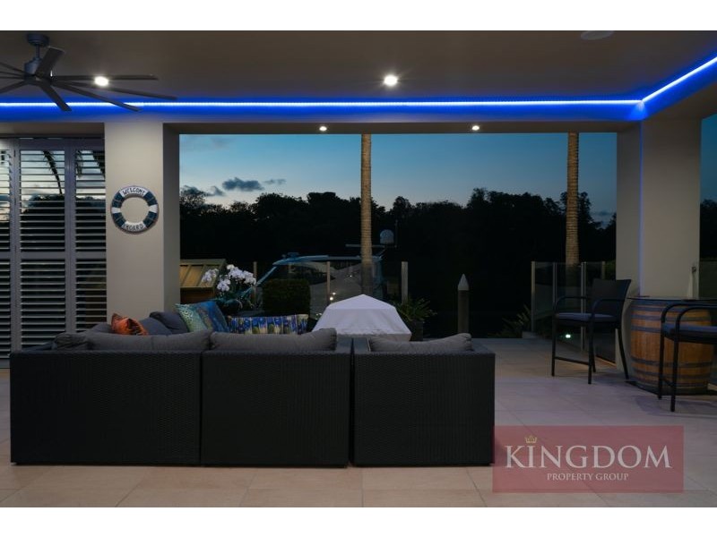 2504 Cressbrook Drive, Hope Island QLD 4212