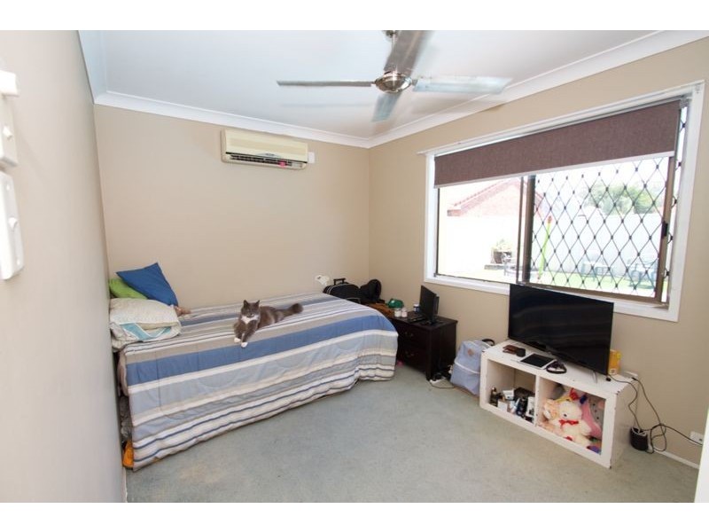 100 Griffith Road, Scarborough QLD 4020
