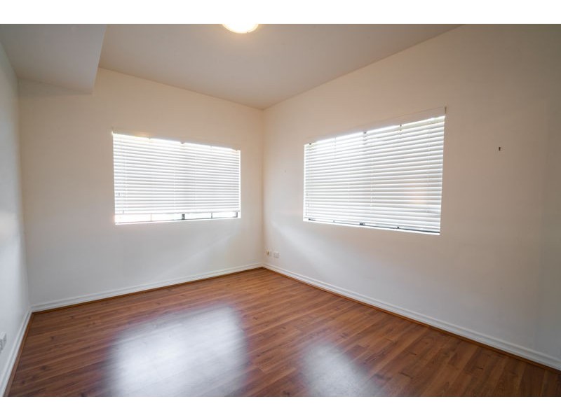 3281 Palladian Dr, Hope Island QLD 4212