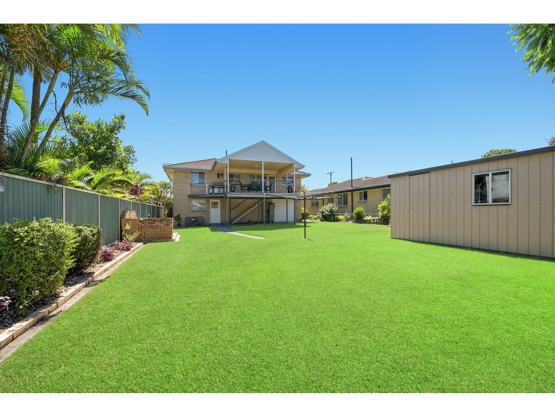 5 Deborah St, Clontarf QLD 4019