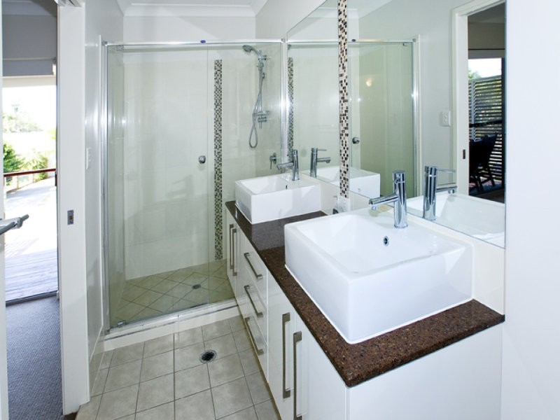 1/32 Bunton Street, Scarborough QLD 4020