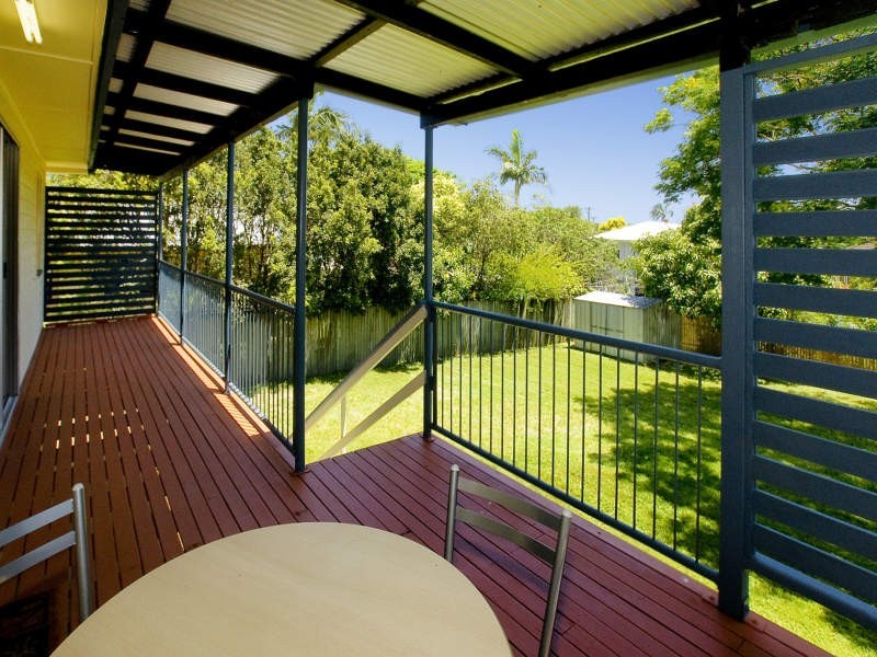 11 Range Avenue, Brighton QLD 4017