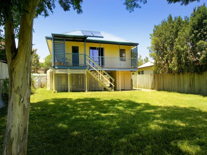 11 Range Avenue, Brighton QLD 4017