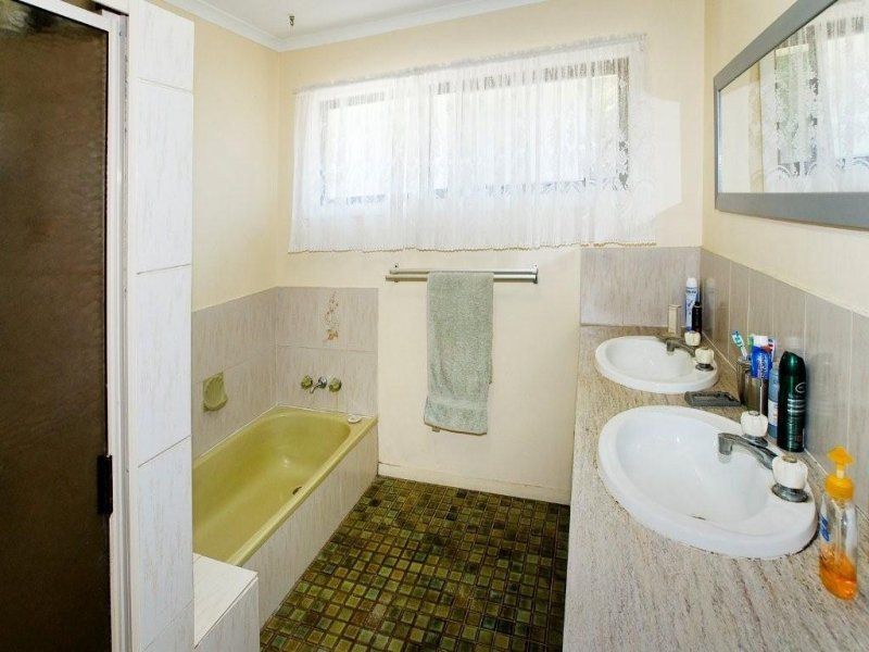 61 Barbour Road, Bracken Ridge QLD 4017