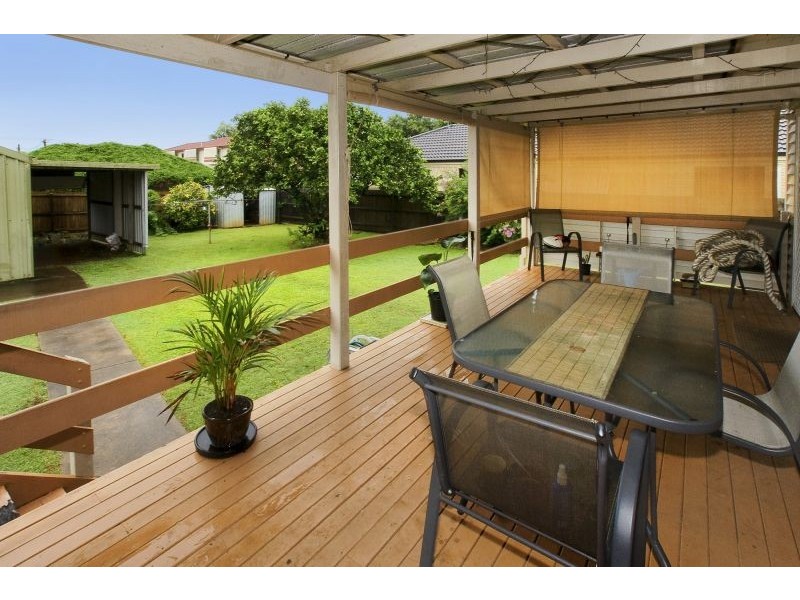 12 Queen Street, Scarborough QLD 4020