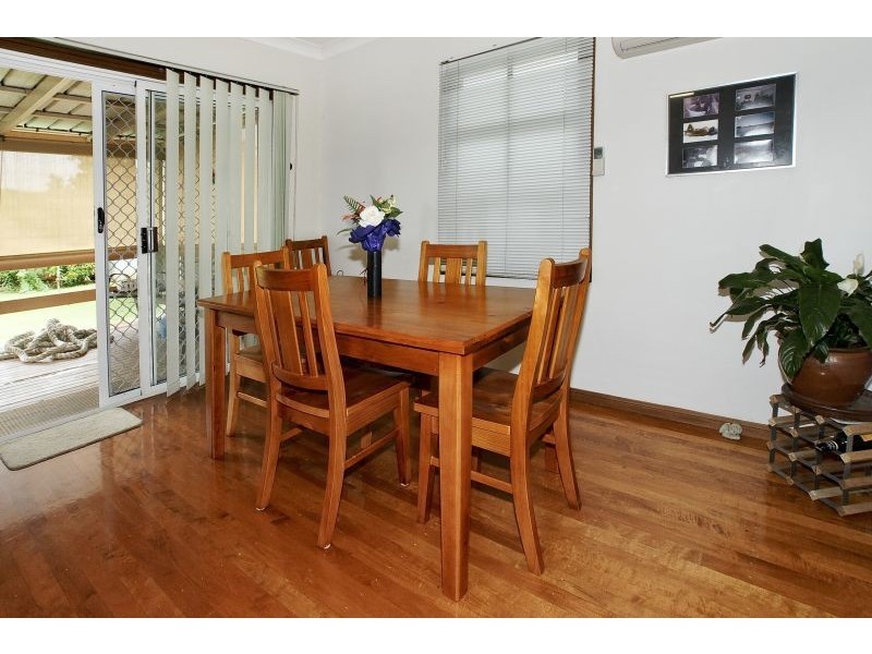 12 Queen Street, Scarborough QLD 4020