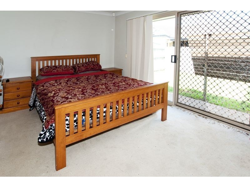 1 Tracey Street, Wynnum West QLD 4178