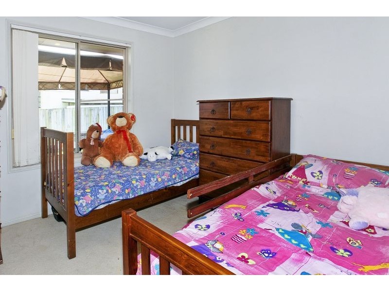 1 Tracey Street, Wynnum West QLD 4178