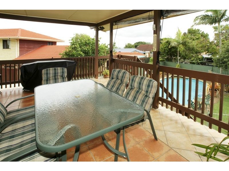 46 Newport Drive, Newport QLD 4020