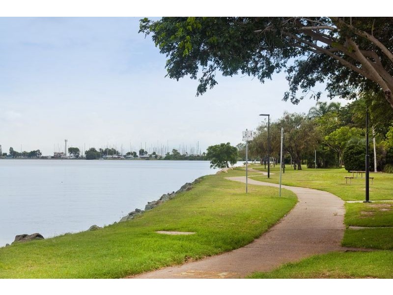 46 Newport Drive, Newport QLD 4020