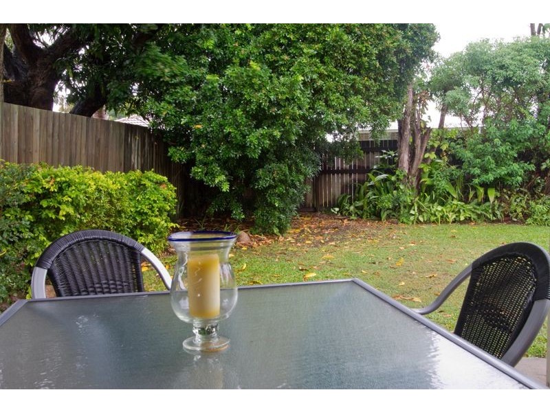 25 Pearl Street, Scarborough QLD 4020