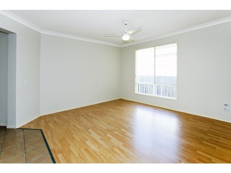 5 Nique Court, Redcliffe QLD 4020