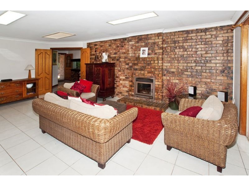 3 Willowood St, Bracken Ridge QLD 4017