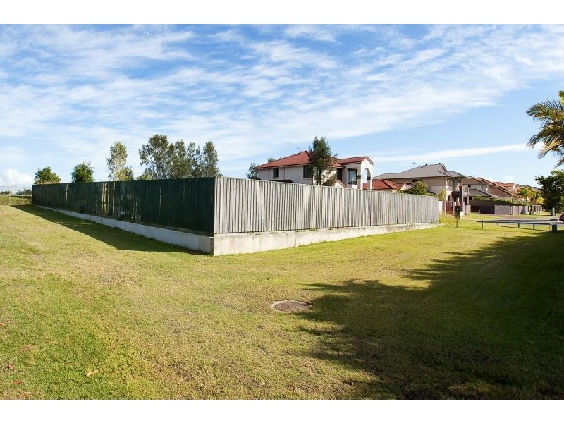 1 Aurora Place, Newport QLD 4020