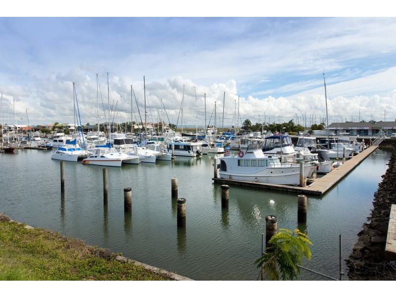 1 Aurora Place, Newport QLD 4020