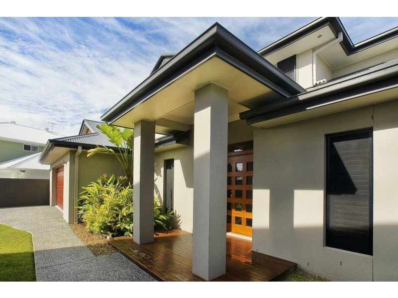 16 Skandia Court, Newport QLD 4020
