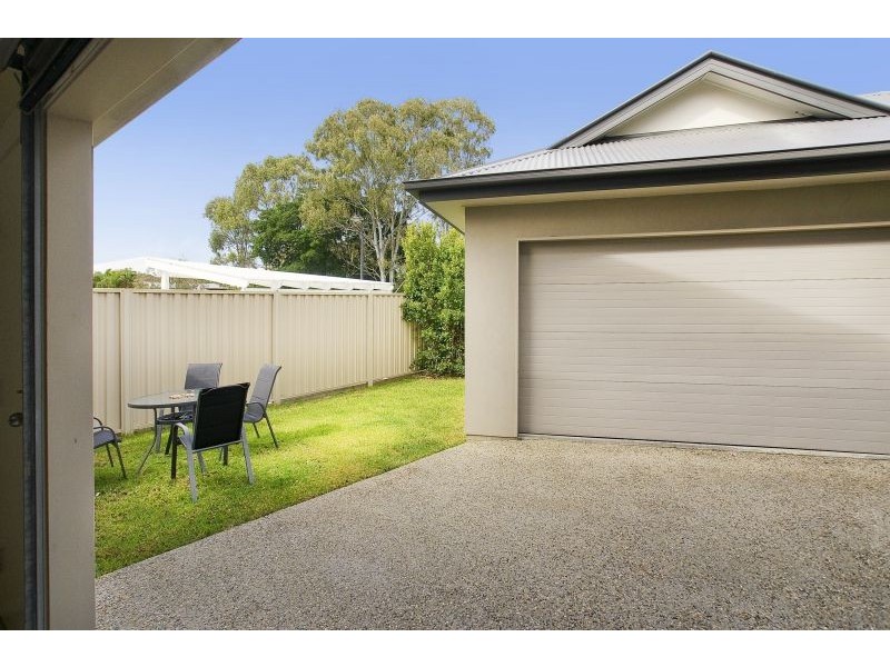 16 Skandia Court, Newport QLD 4020