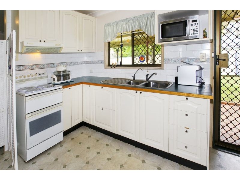 93 Thomas Street, Clontarf QLD 4019