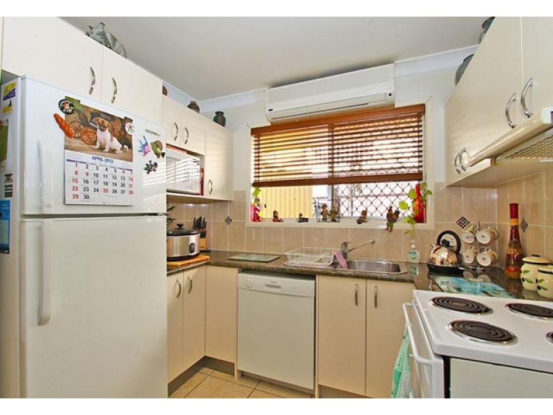 90 Gawain Rd, Bracken Ridge QLD 4017