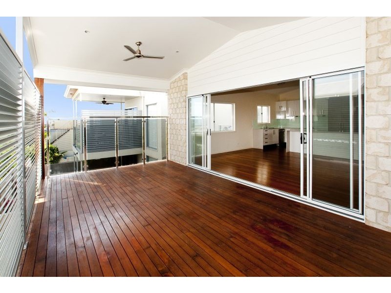 59 Seaville Avenue, Scarborough QLD 4020