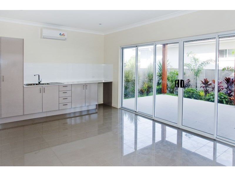 59 Seaville Avenue, Scarborough QLD 4020