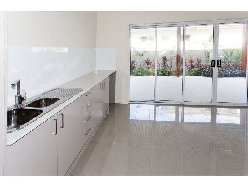 59 Seaville Avenue, Scarborough QLD 4020