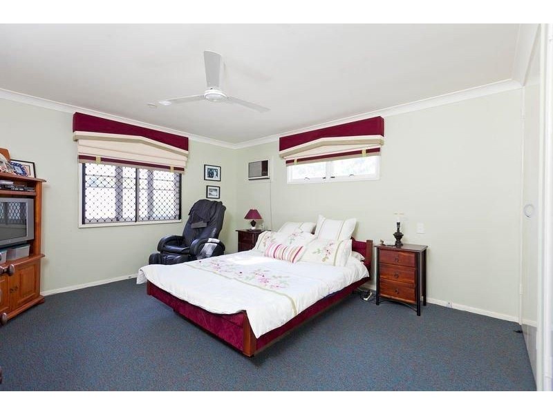 283 Redland Bay Rd, Capalaba QLD 4157