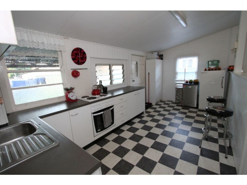 180 Normanhurst Rd, Boondall QLD 4034