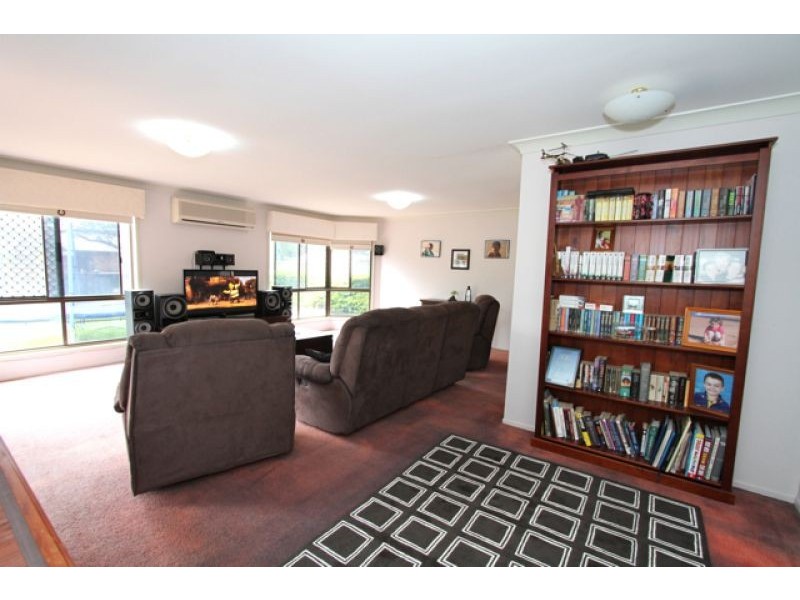 9 Cascade Street, Kippa-ring QLD 4021