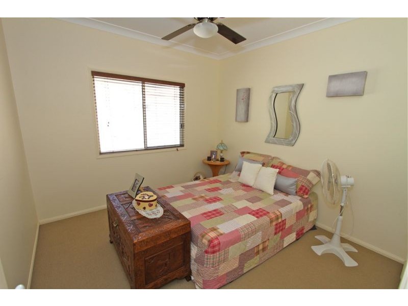 860 Clear Mountain Rd, Cashmere QLD 4500