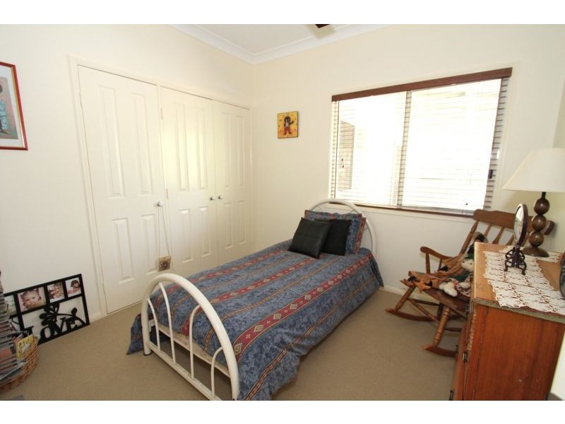 860 Clear Mountain Rd, Cashmere QLD 4500